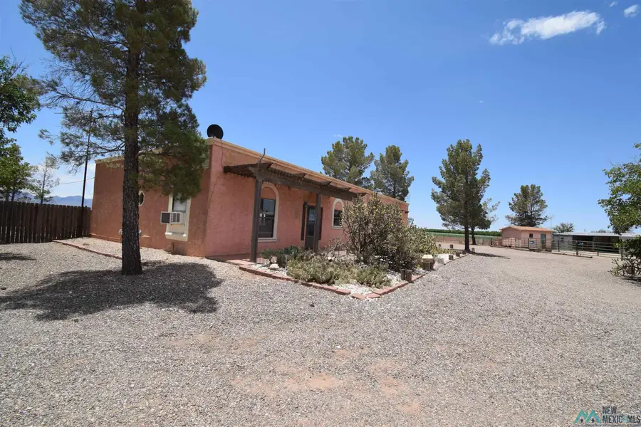 340 Solana Rd Se, Deming, NM 88030 - #3