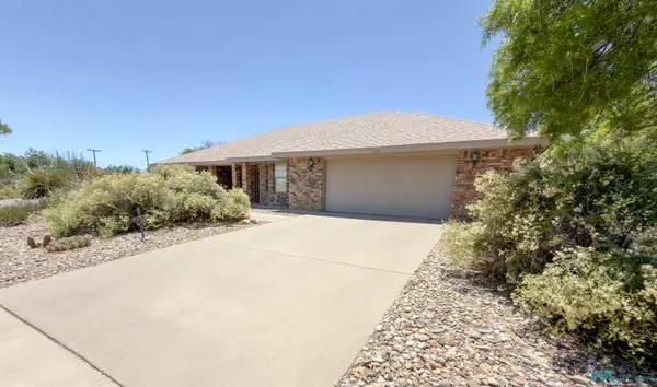 3300 Estrellita Drive, Roswell, NM 88201