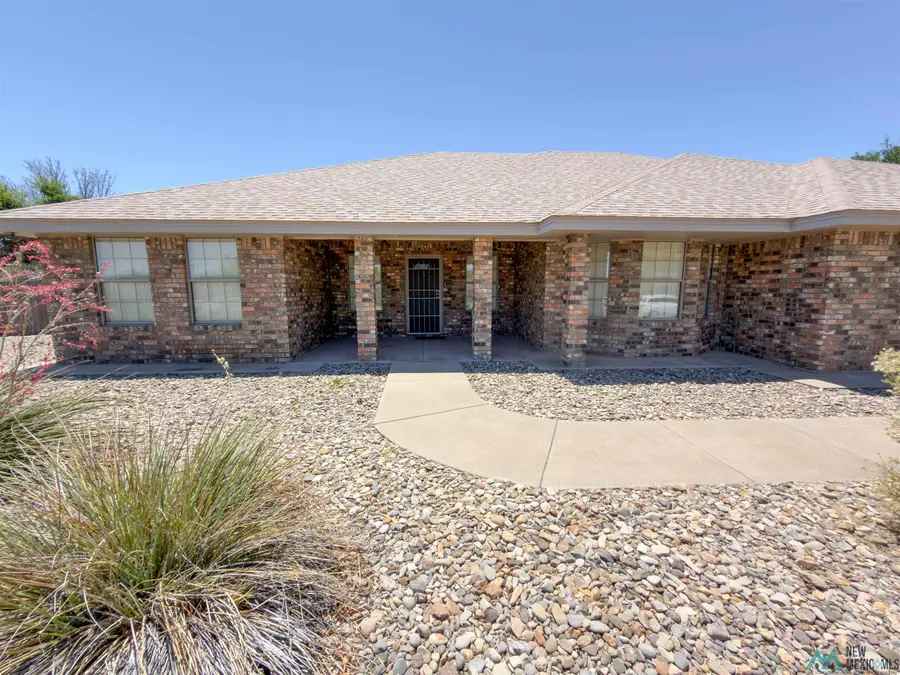 3300 Estrellita Dr, Roswell, NM 88201 - #2