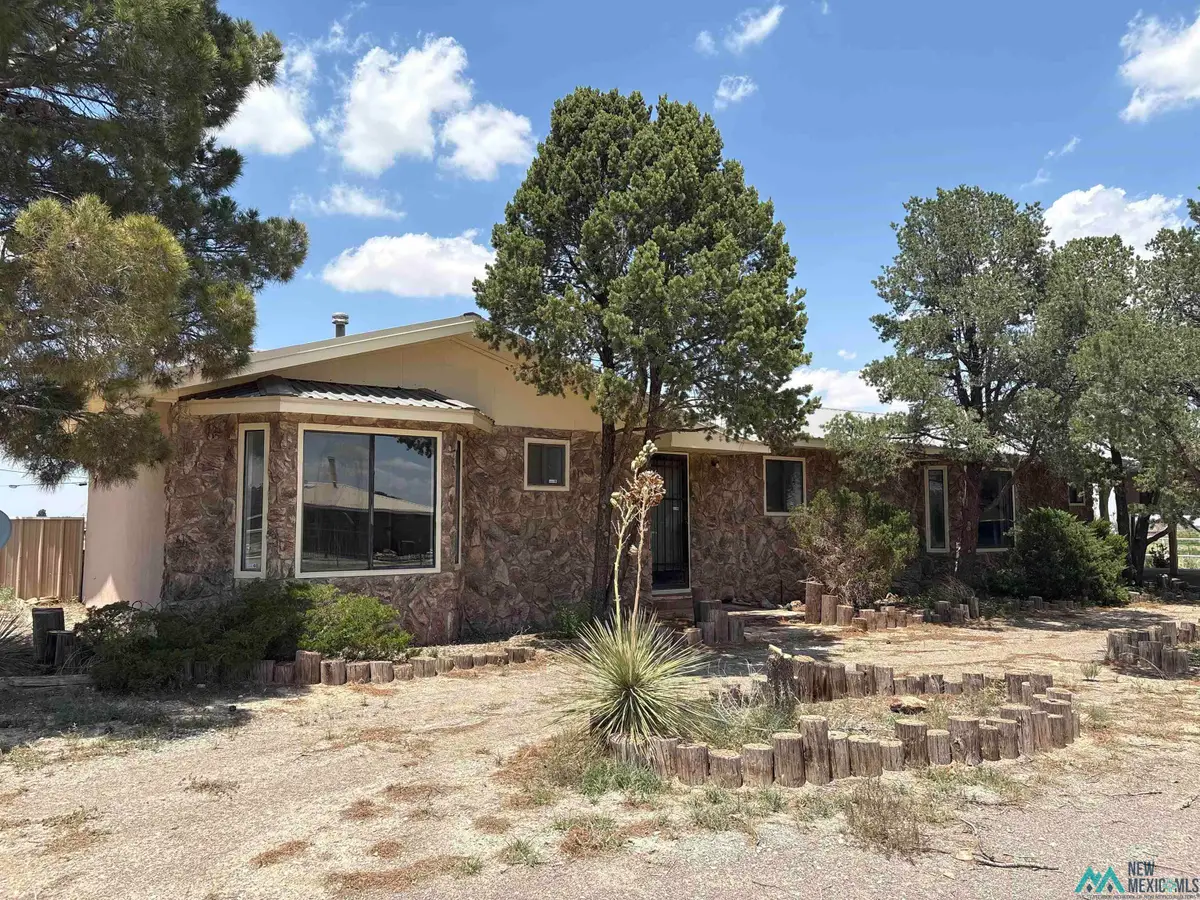 7429 Roswell Hwy, Artesia, NM 88210 - #1