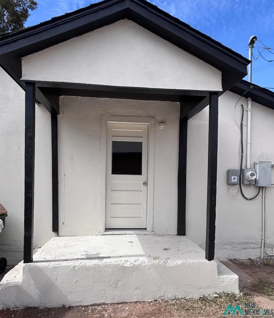 904 Ortega Street, Carlsbad, NM 88220 - #3