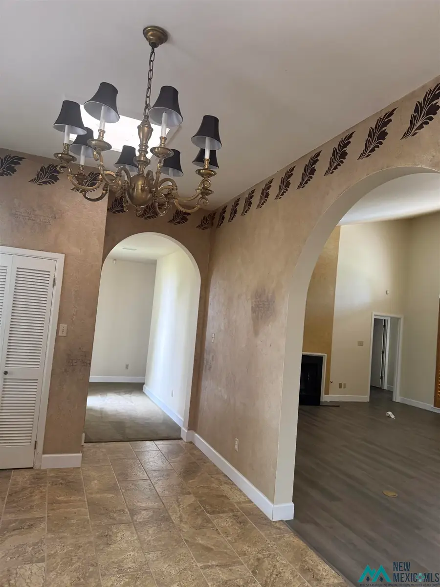 1111 W Country Club, Roswell, NM 88201 - #3