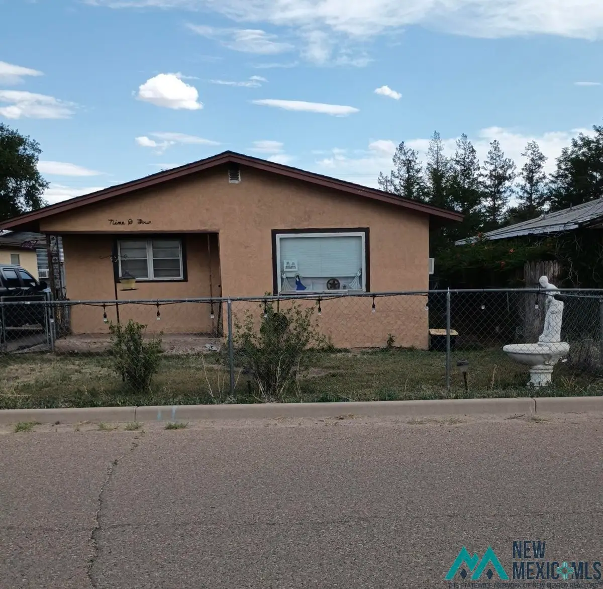 904 E Elbe St, Portales, NM 88101 - #1