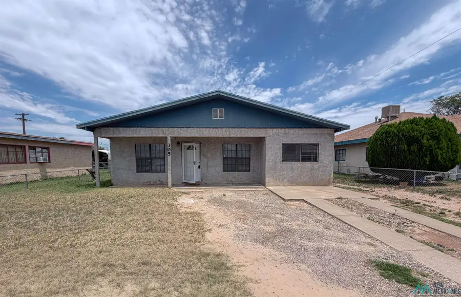 305 E Frazier St, Roswell, NM 88203 - #3