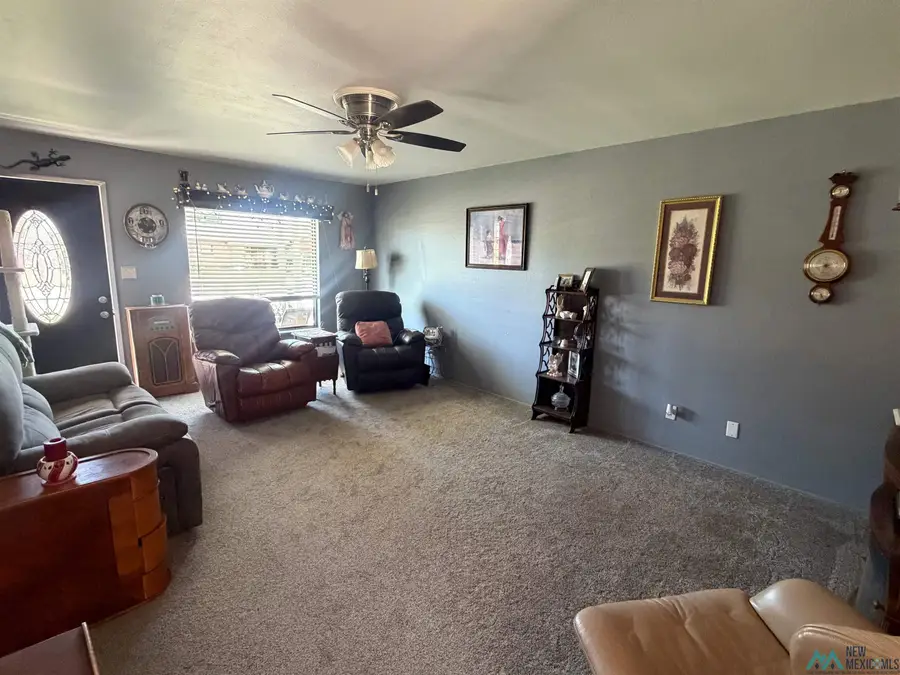 1812 W Feather St, Artesia, NM 88210 - #2