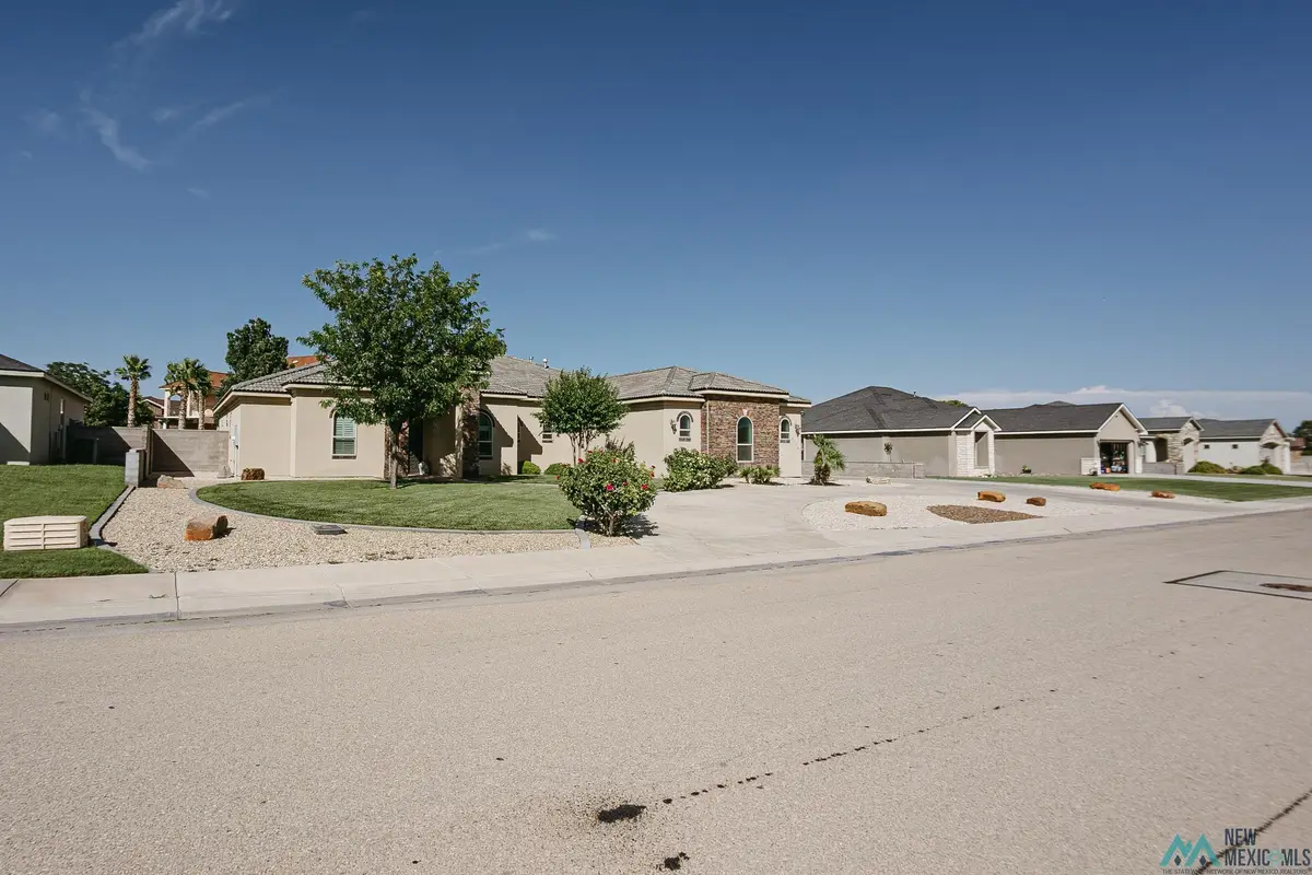 2114 Quail Hollow, Carlsbad, NM 88220 - #1
