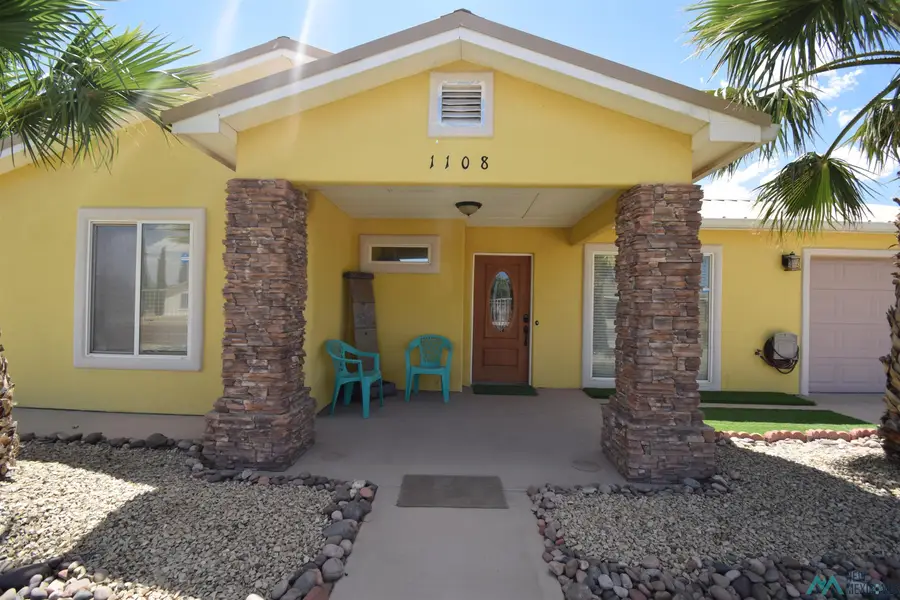 1108 S Santa Barabara St, Deming, NM 88030 - #2