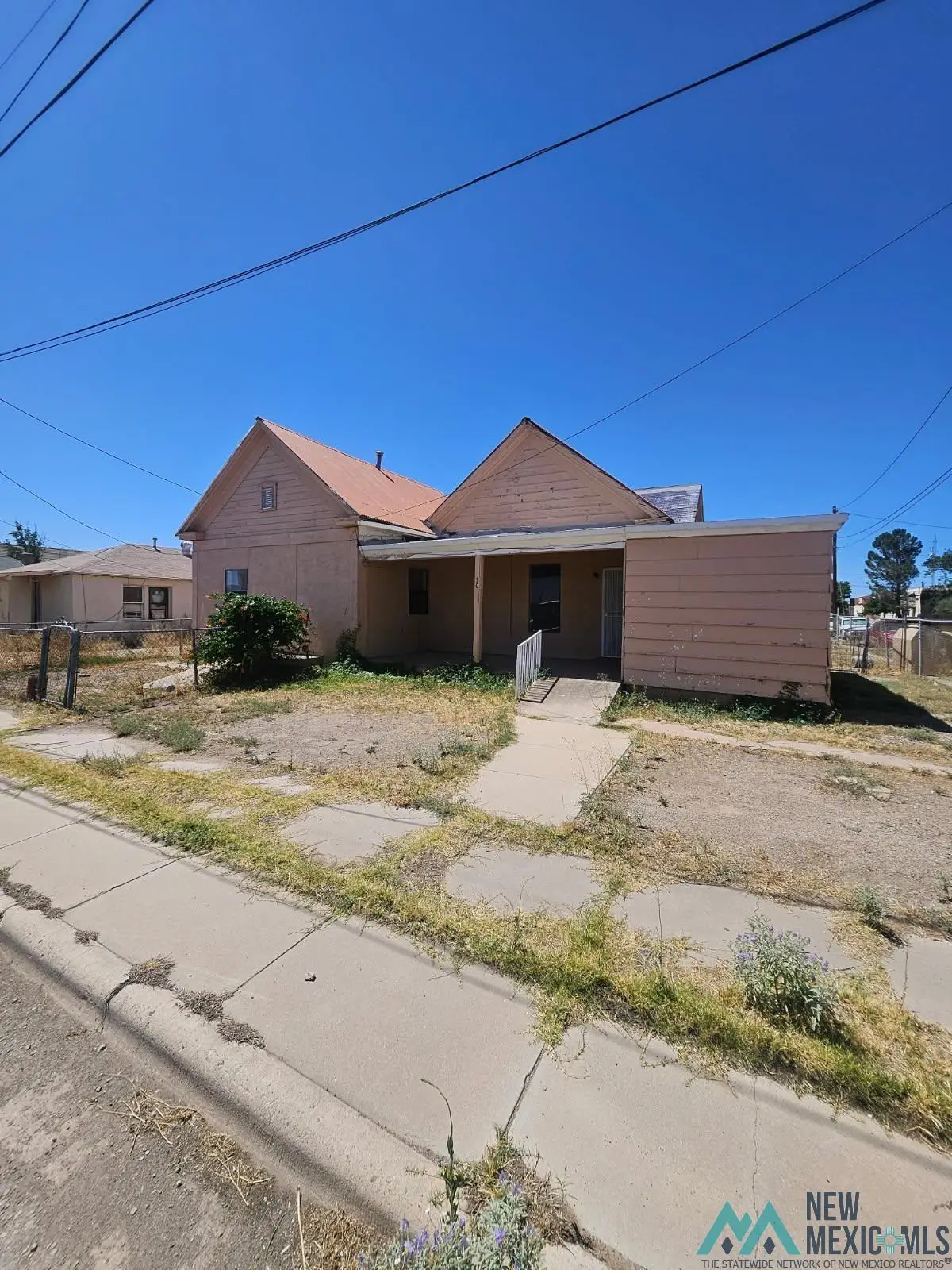 300 E 2nd Street, Lordsburg, NM 88045 - #1