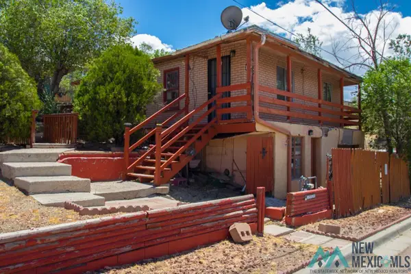 706 & 708 1st Street, Gallup, NM 87301