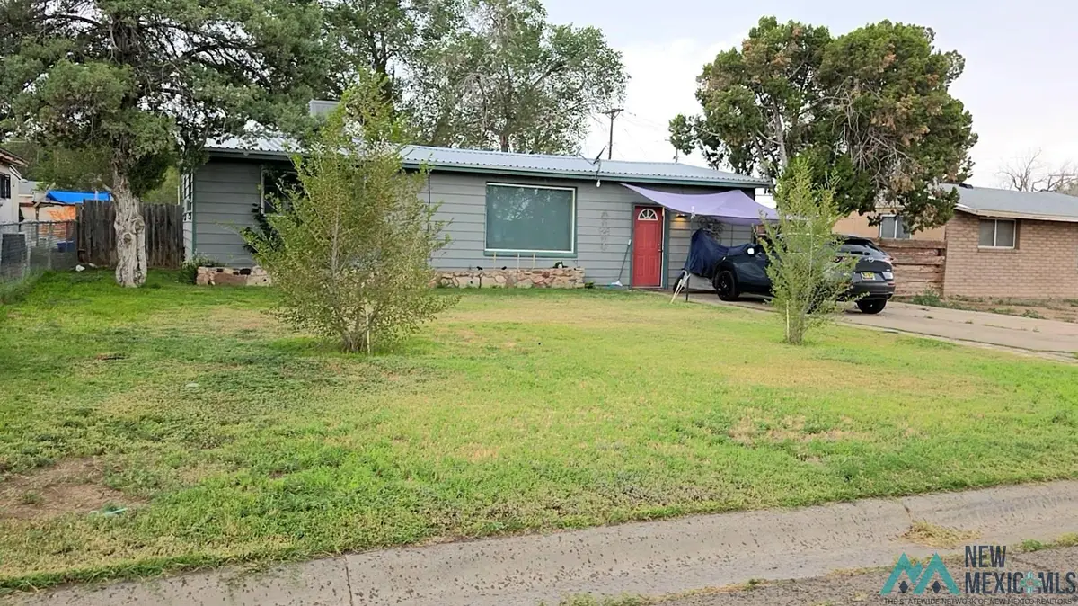402 S Pine Ave Ave, Roswell, NM 88203 - #1