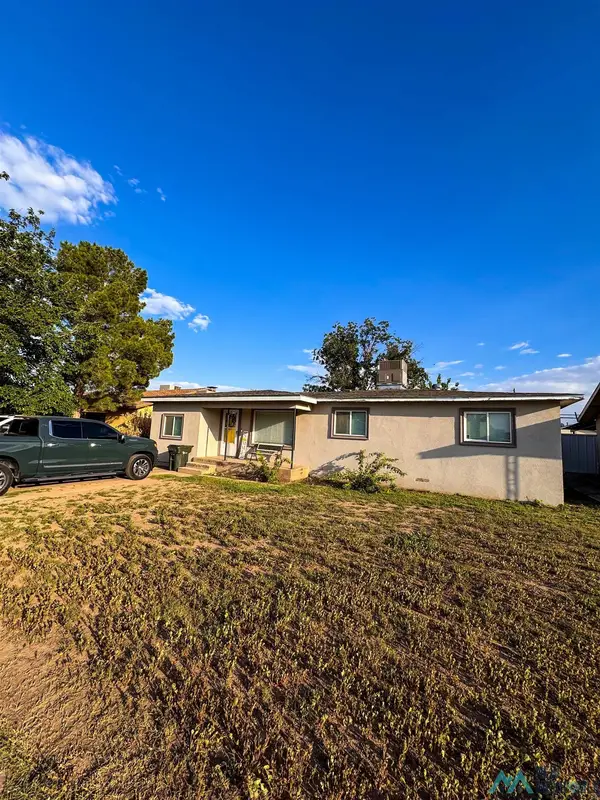2417 Avenue C Ave, Carlsbad, NM 88220