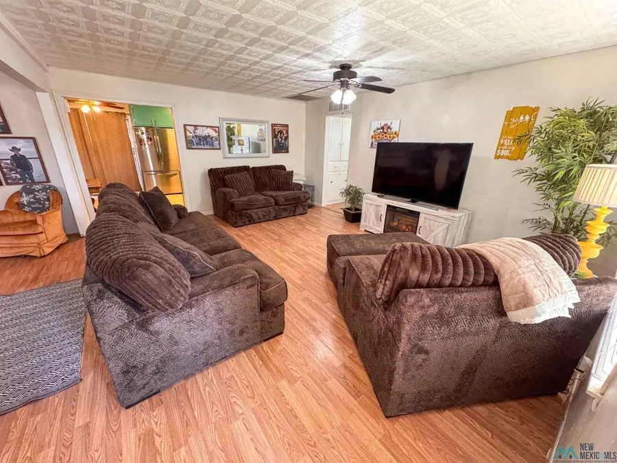 2417 Avenue C Ave, Carlsbad, NM 88220 - #2