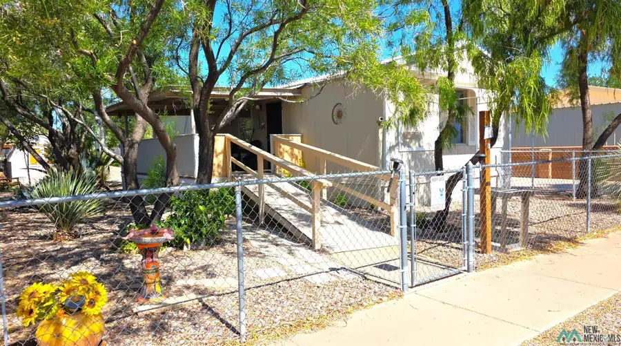 3204 Las Cuces St St, Deming, NM 88030-3717 - #3