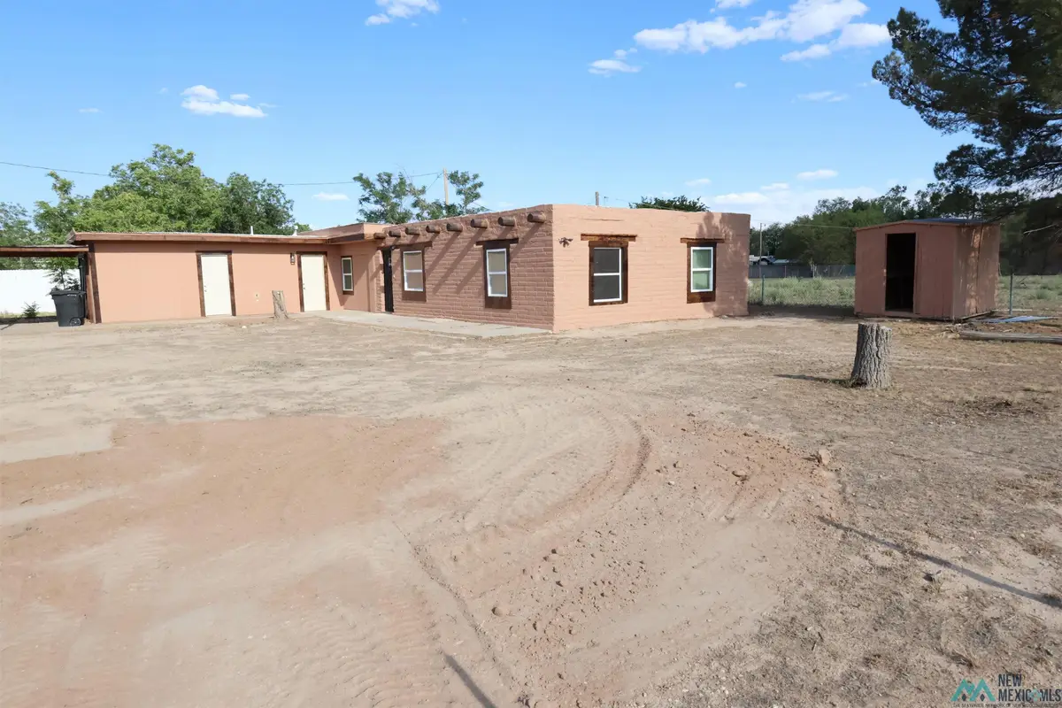 506 W 16th St, Roswell, NM 88201 - #1