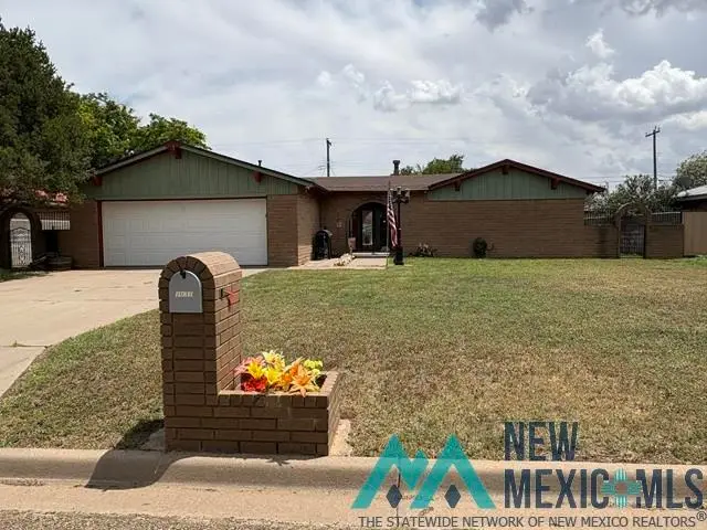 1037 Oakhurst, Clovis, NM 88101 - #1