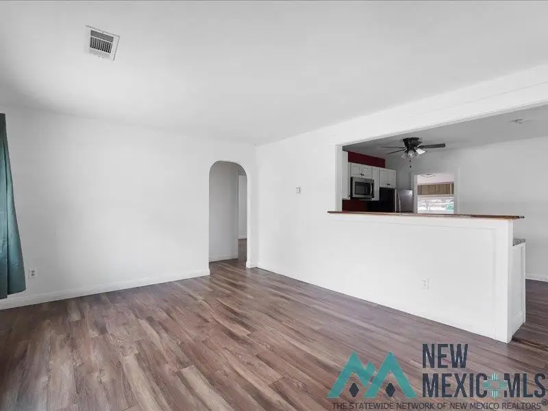 401 E Church St, Carlsbad, NM 88220 - #2