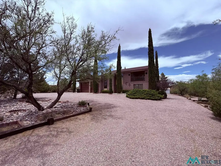300 Rio Grande, Elephant Butte, NM 87935 - #2