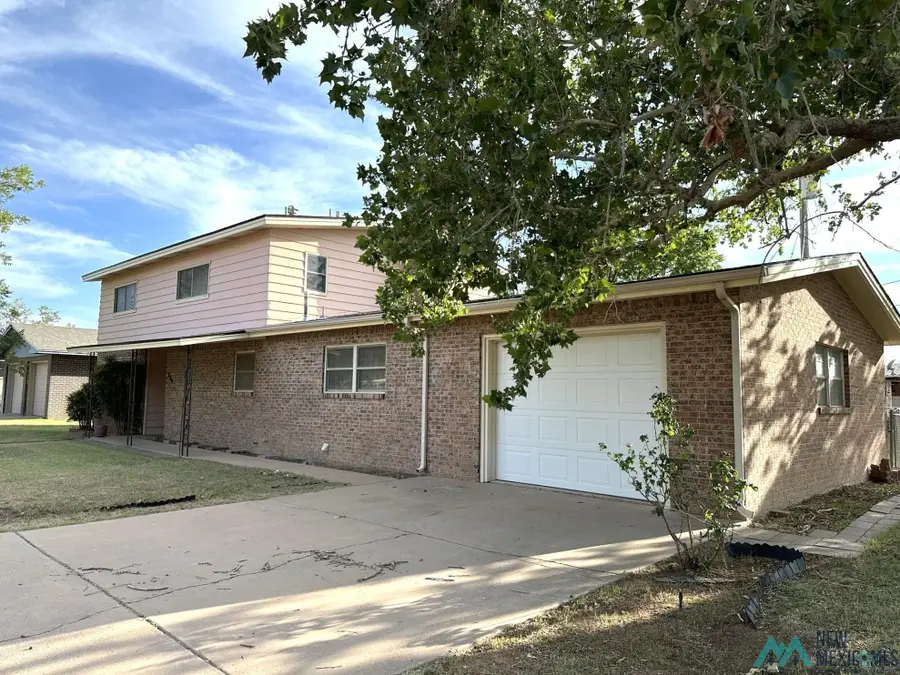 204 Floyd Golden, Portales, NM 88130 - #2