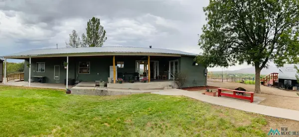 15 Mars Hill, Williamsburg, NM 87901