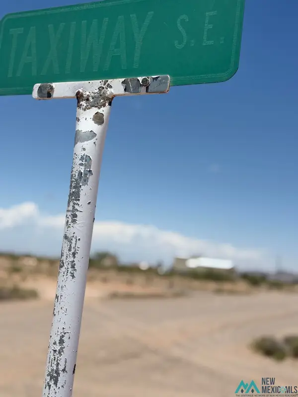 Taxiway, Deming, NM 88030-1824