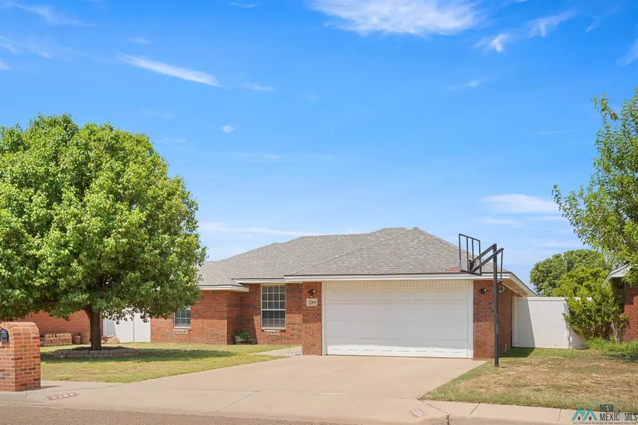 2204 Enloe Dr, Clovis, NM 88101 - #2