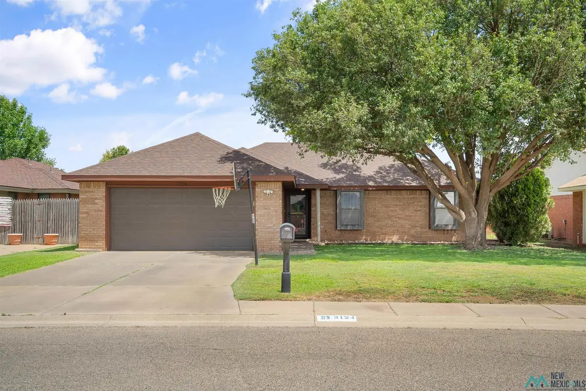 2124 Country Meadows Dr, Clovis, NM 88101 - #1