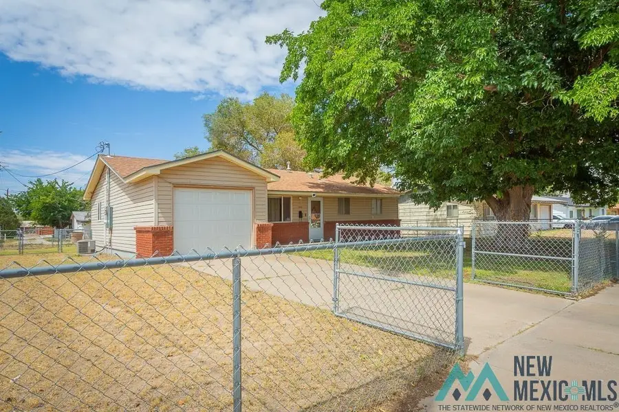 303 Northwood Dr, Roswell, NM 88201 - #2