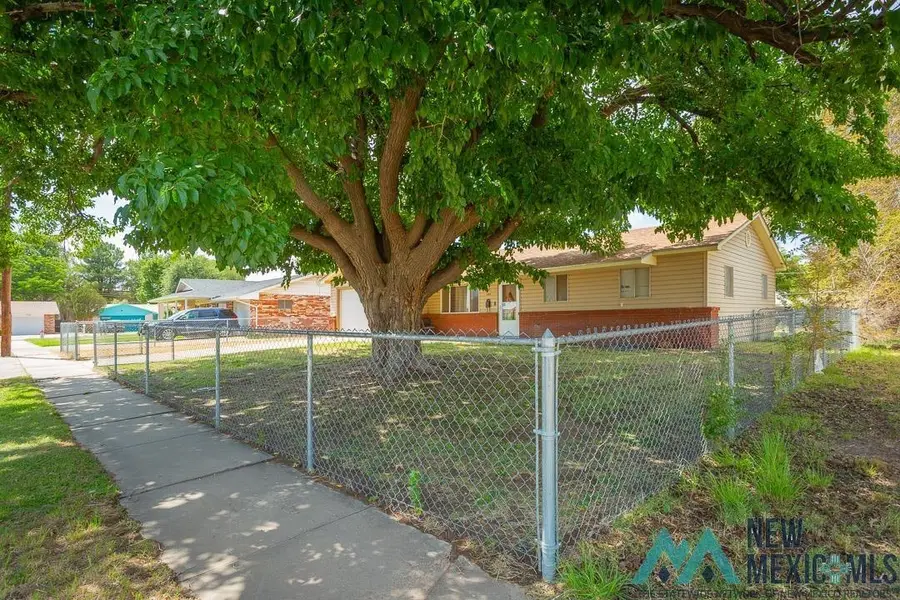303 Northwood Dr, Roswell, NM 88201 - #3