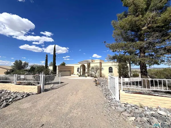 502 Hawthorne, Elephant Butte, NM 87935