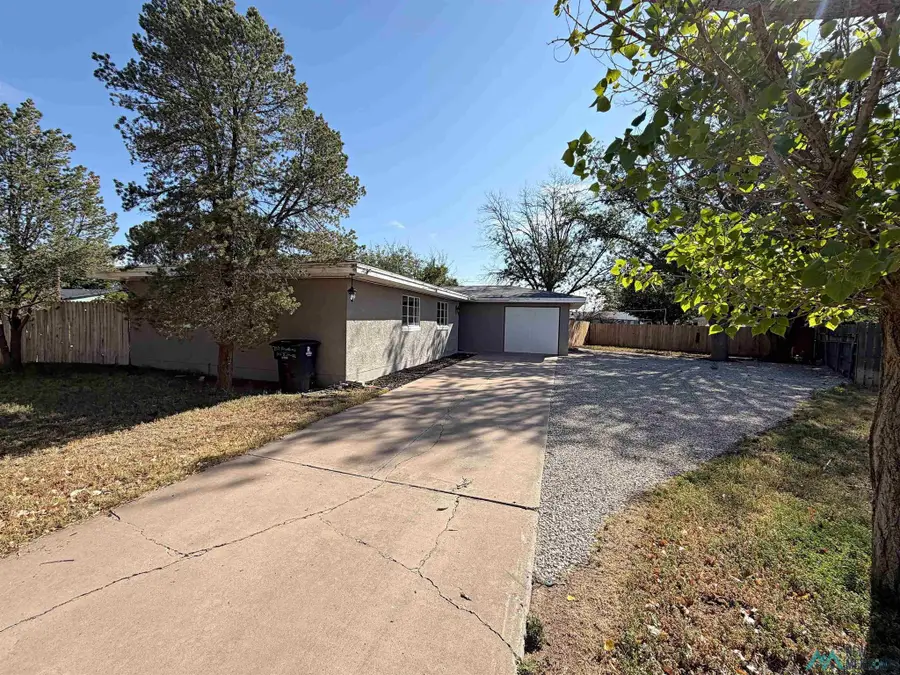 2901 E Fruitland, Roswell, NM 88203 - #2
