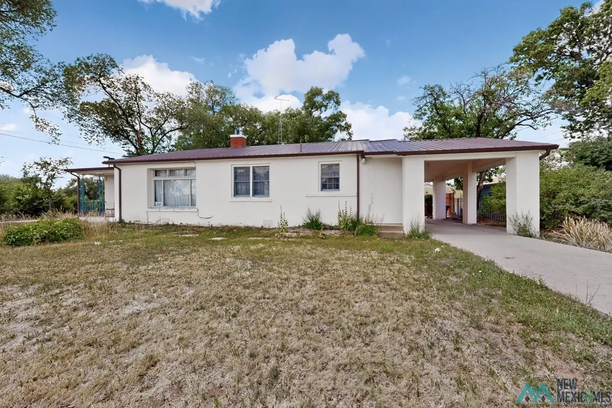 1617 7th St, Las Vegas, NM 87701 - #1