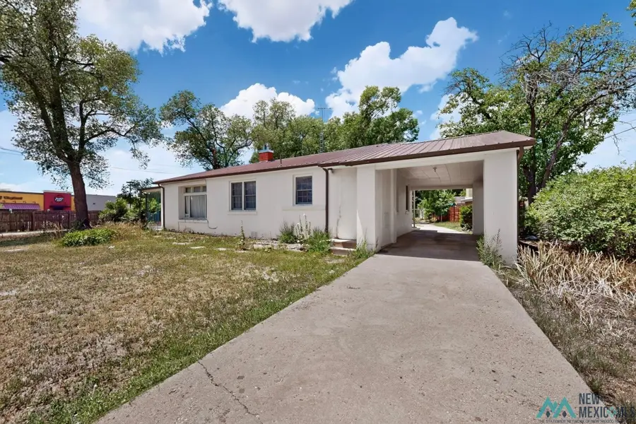 1617 7th St, Las Vegas, NM 87701 - #2