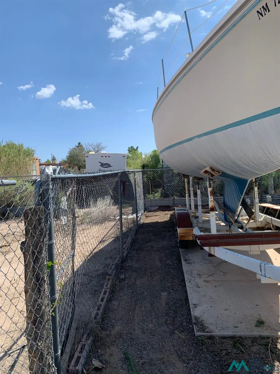 327 Mescal Dr, Elephant Butte, NM 87935 - #2