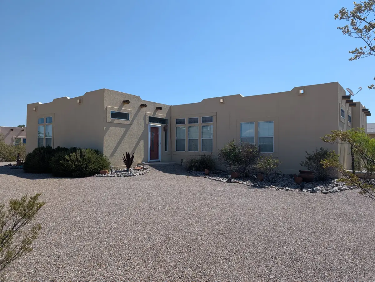 507 Skyline Dr, Elephant Butte, NM 87935 - #1
