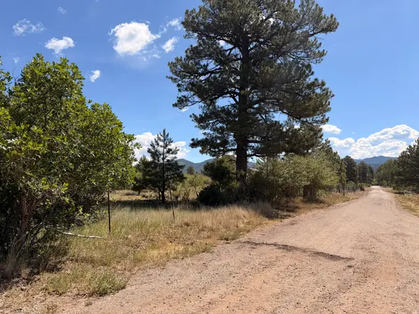 857 3rd St, Chama, NM 87520