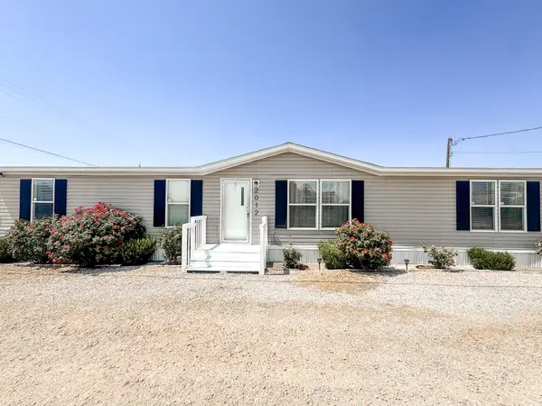 2012 Algerita St, Carlsbad, NM 88220