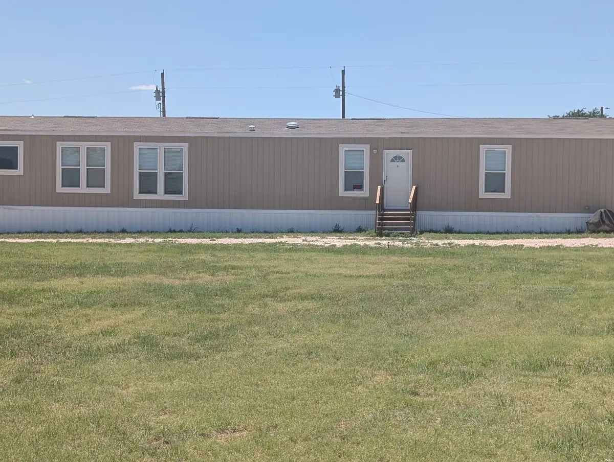 588 Chalk Hill Rd, Portales, NM 88130 - #1