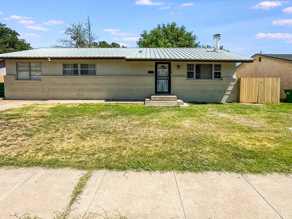 1302 W Ave M Ave, Lovington, NM 88260