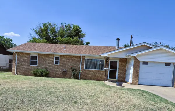 1516 Comer St, Clovis, NM 88101