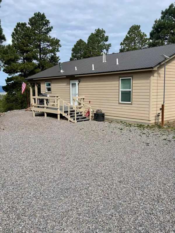 4 Crown Point Rd, Chama, NM 87520