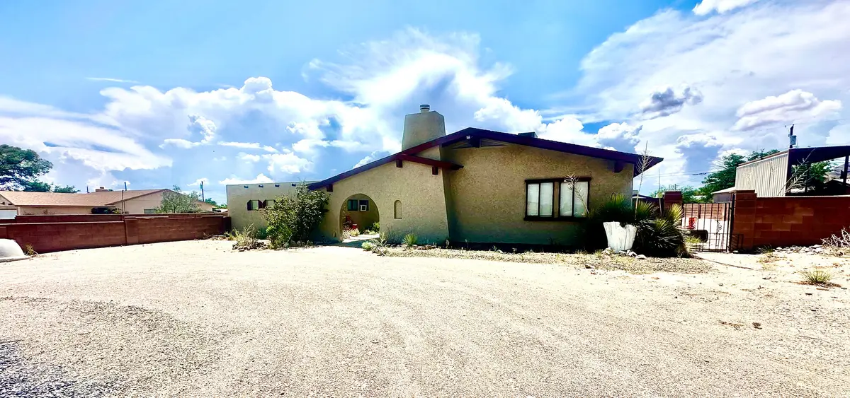 704 Palo Verde, Truth Or Consequences, NM 87901 - #1