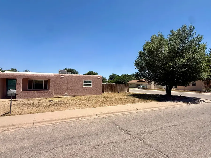 1107 S 11th St, Artesia, NM 88210 - #2