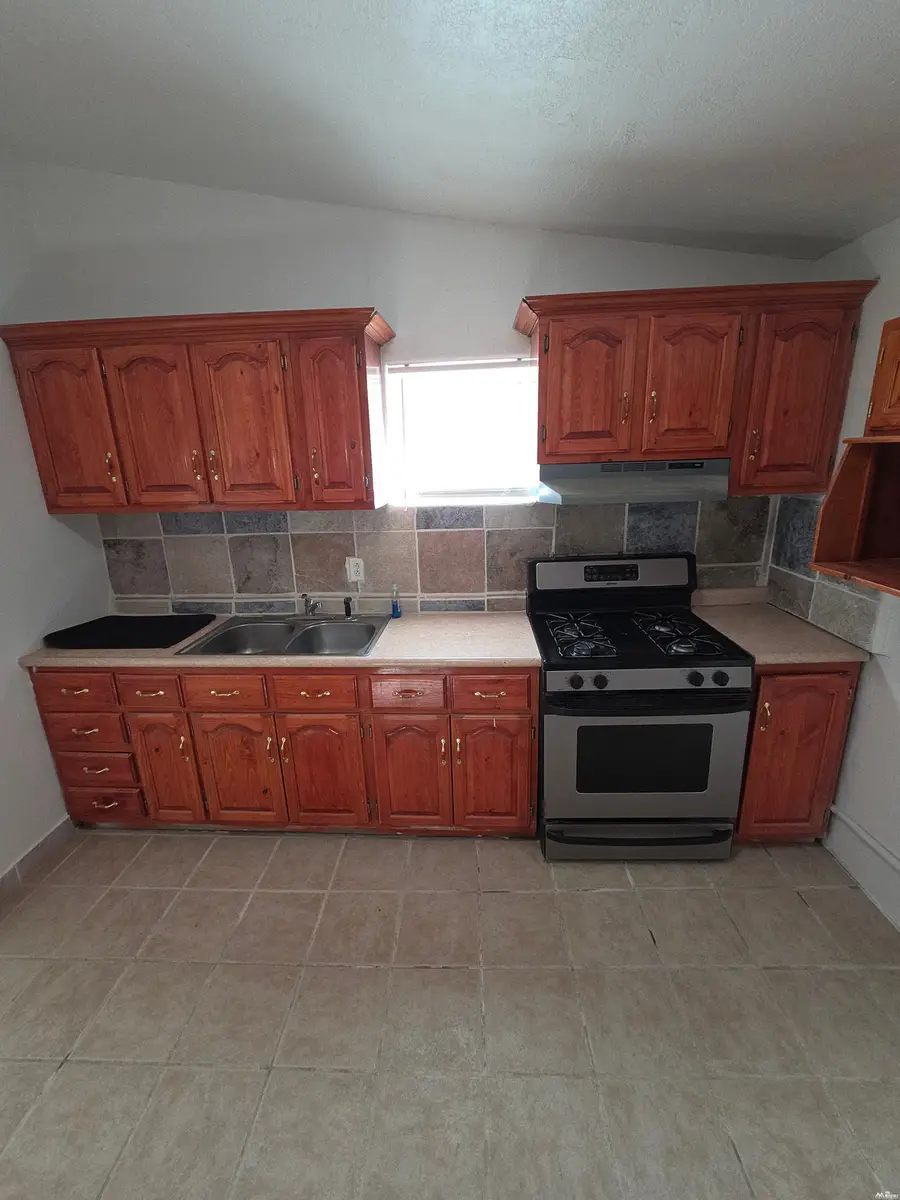 519 W Spruce St, Deming, NM 88030 - #3