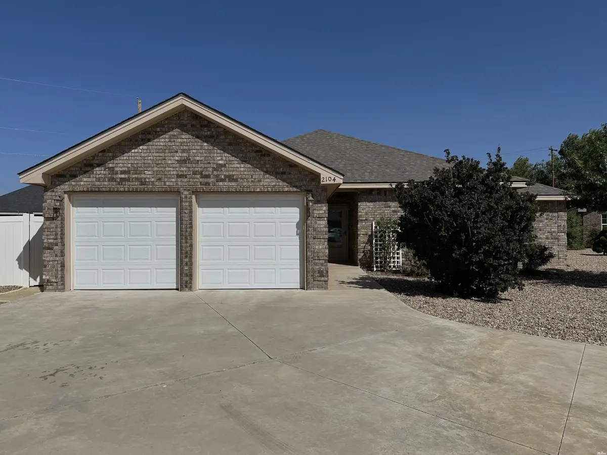 2104 Mockingbird Ln, Portales, NM 88130 - #1
