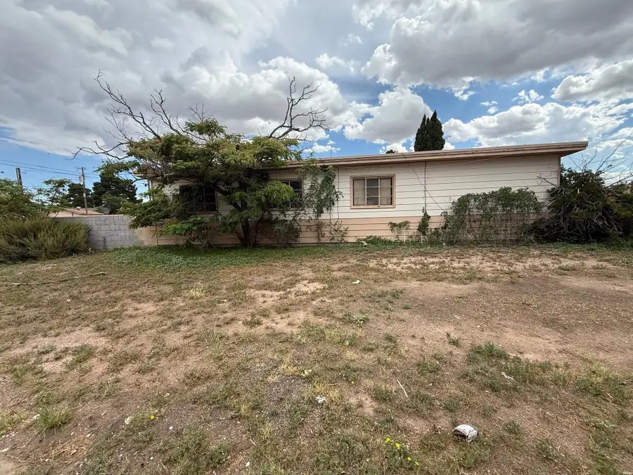 1418 N Denson Dr, Hobbs, NM 88240 - #3