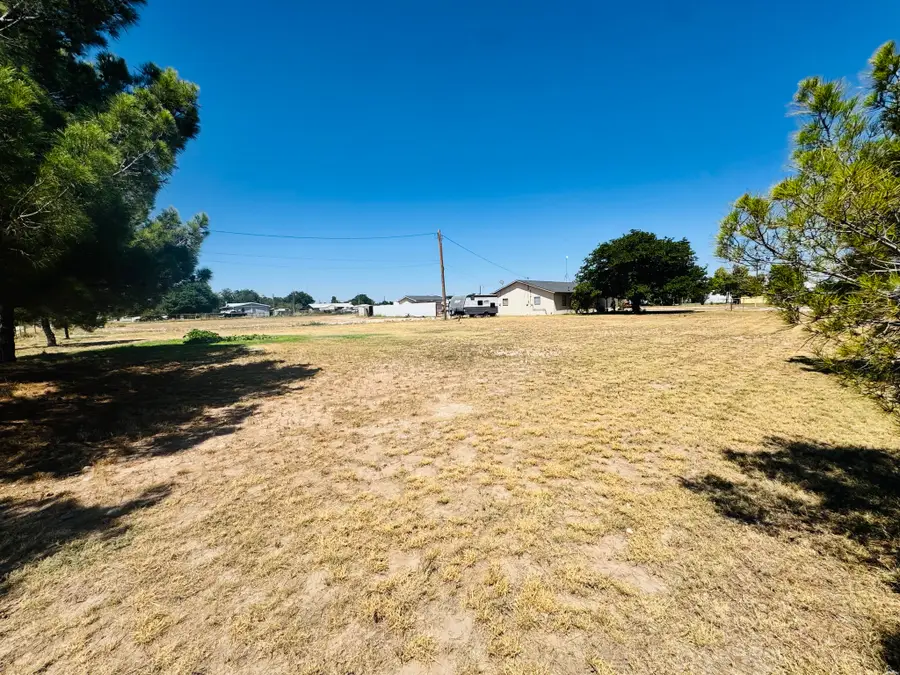 950 W De Baca St, Hobbs, NM 88242 - #3