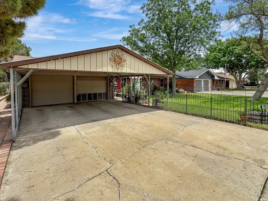 3038 N Northwest Dr, Hobbs, NM 88240 - #3