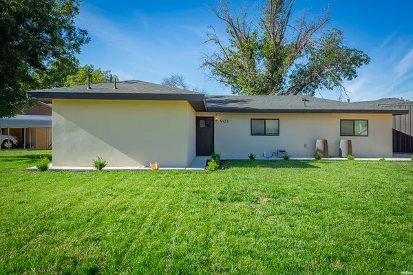 901 Catalina Dr, Artesia, NM 88210