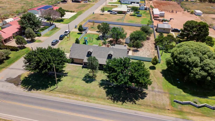 707 W Illinois St, Hobbs, NM 88242 - #3