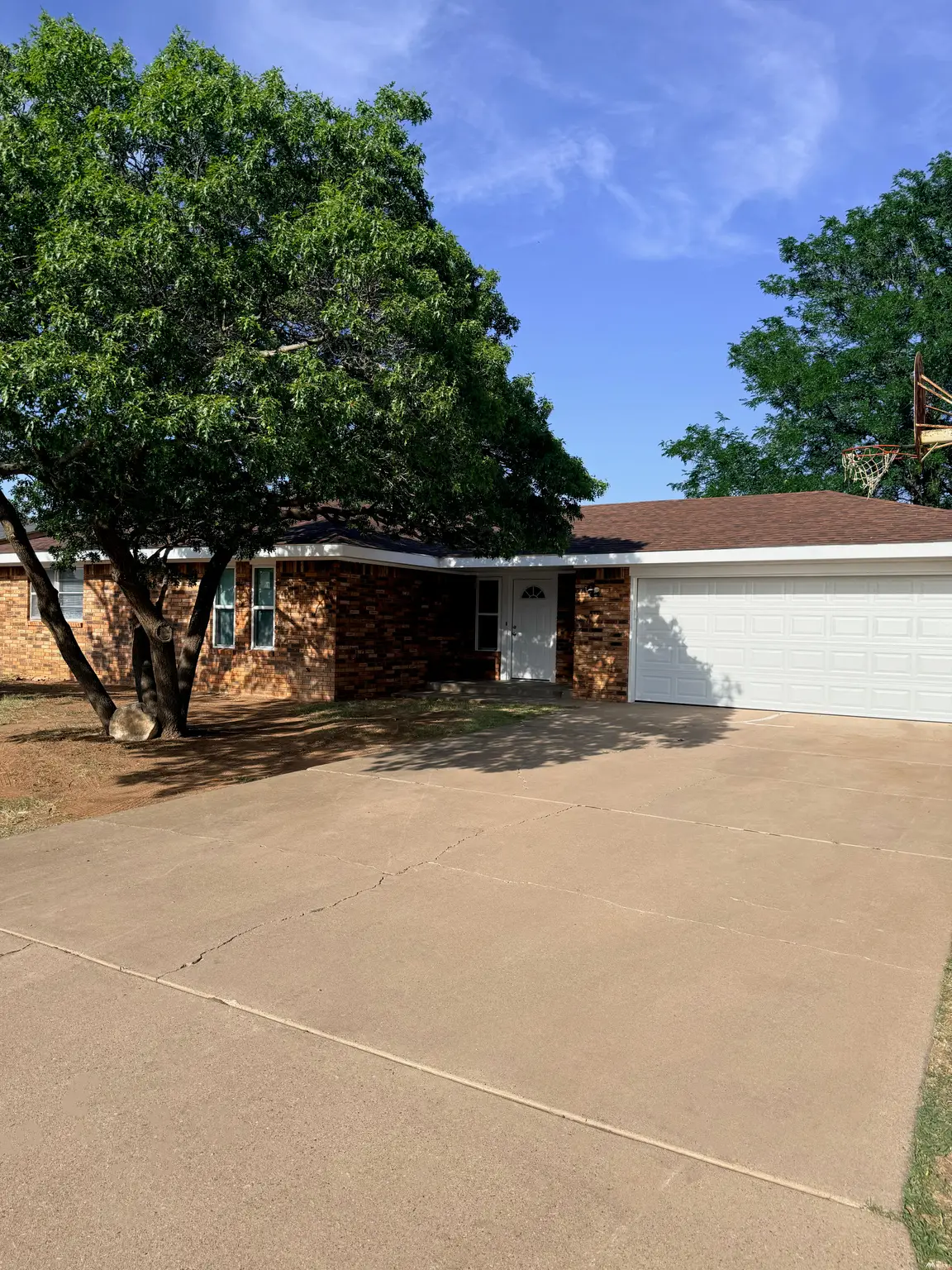 2405 Howard Cowper, Clovis, NM 88101 - #1